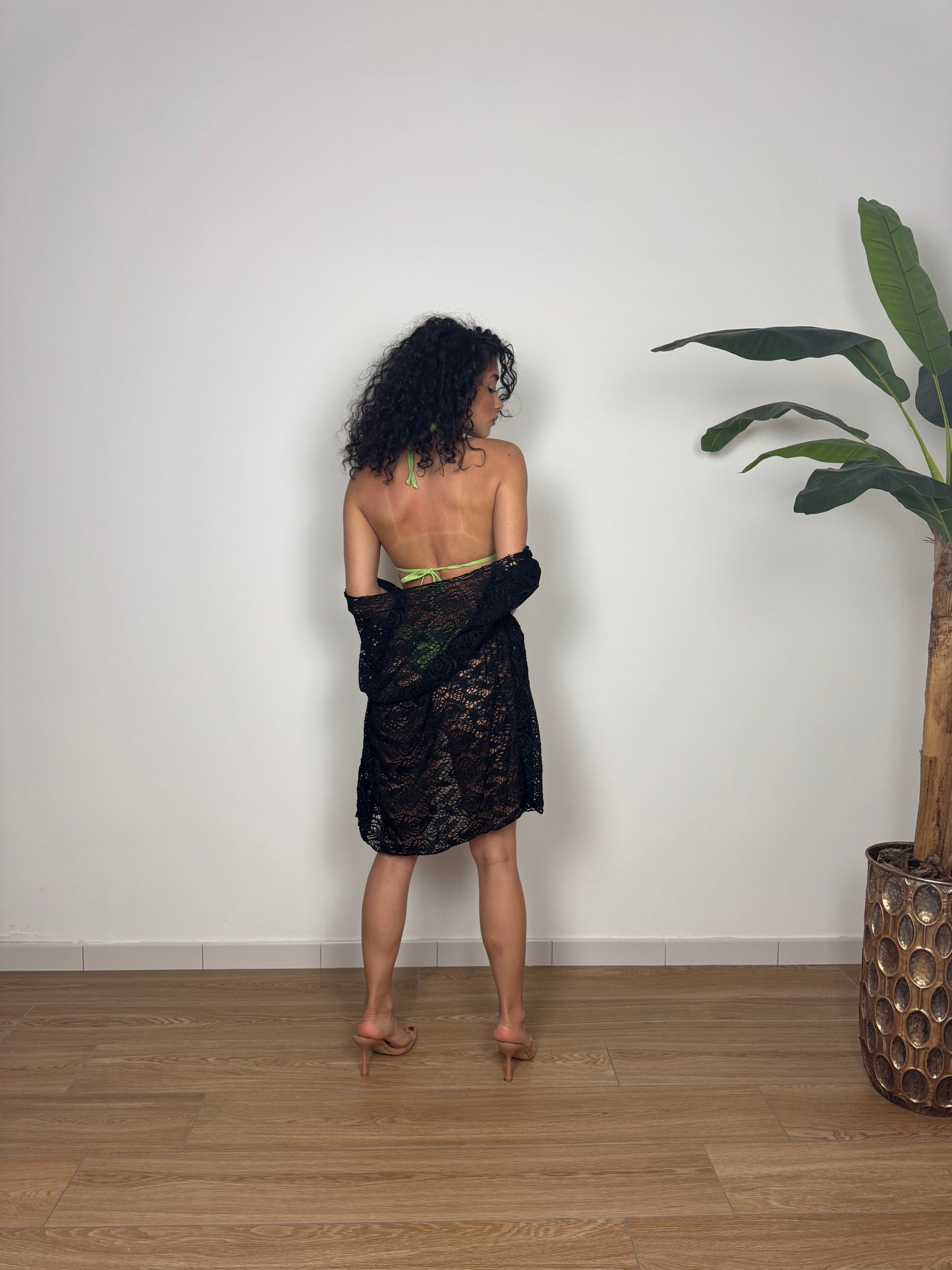 Copricostume in pizzo
