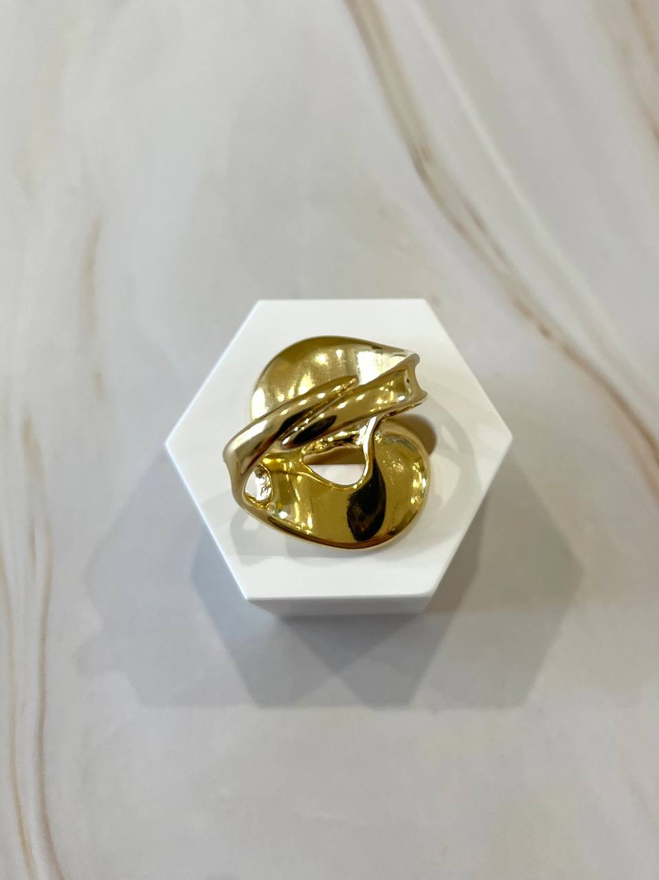 Anello intreccio