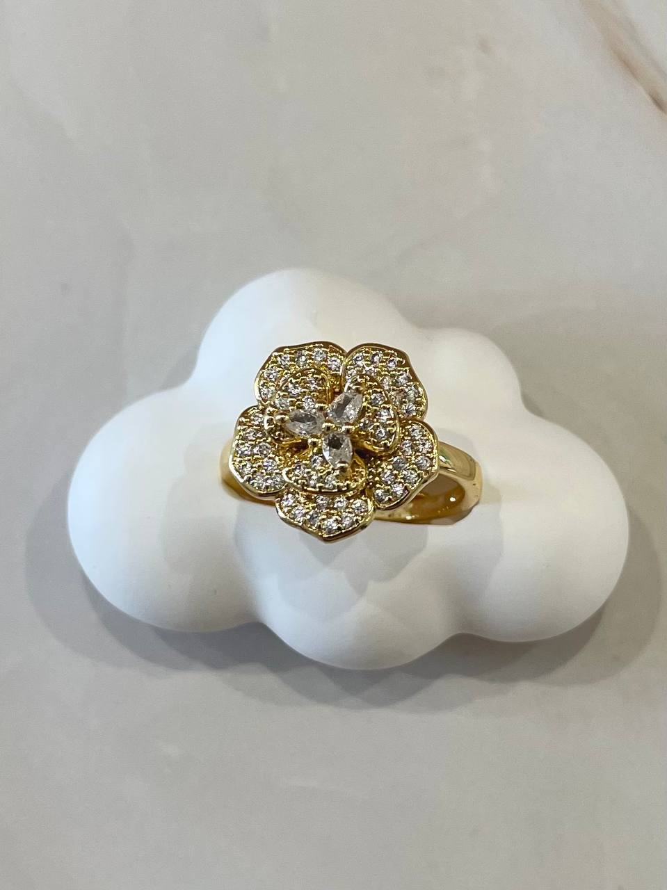 Anello rosa con strass