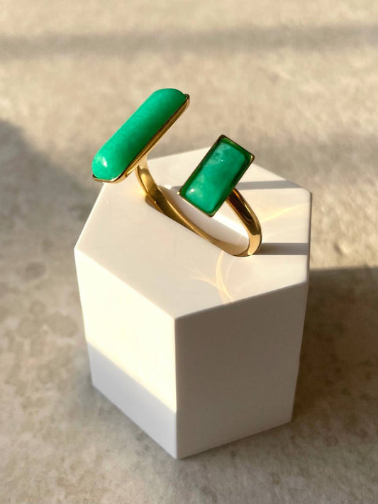 Anello con taglio