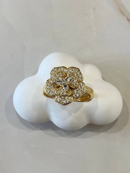 Anello rosa con strass
